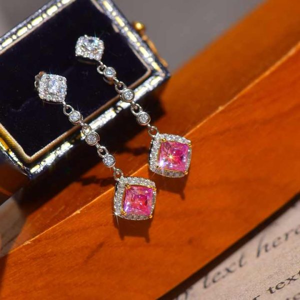 High Quality Color Moissanite Earrings Moissanite Earrings Titanium Moissanite Earrings Wand