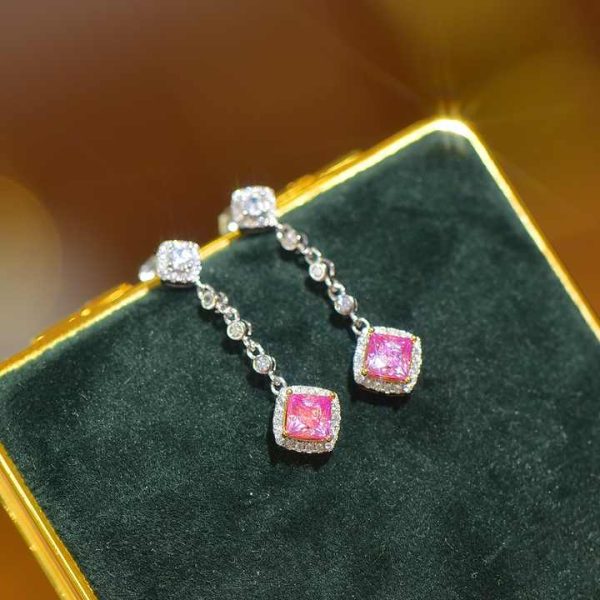 High Quality Color Moissanite Earrings Moissanite Earrings Titanium Moissanite Earrings Wand