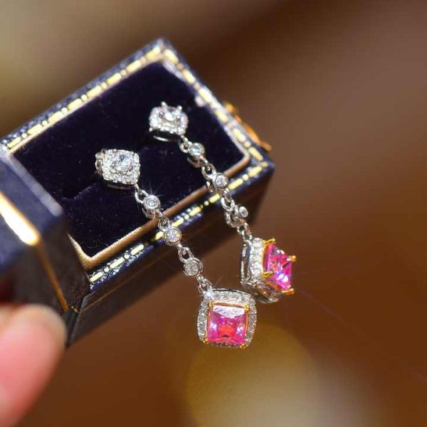 High Quality Color Moissanite Earrings Moissanite Earrings Titanium Moissanite Earrings Wand