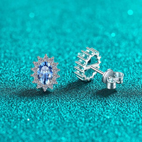 Luxury S925 Sterling Silver Women's Stud Earrings Fine Jewelry 50 Points Blue Moissanite for Valentine's Day Elegant Oval Design