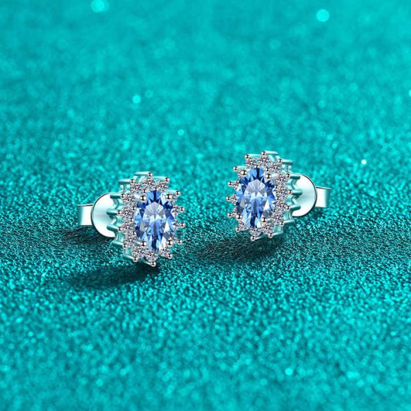 Luxury S925 Sterling Silver Women's Stud Earrings Fine Jewelry 50 Points Blue Moissanite for Valentine's Day Elegant Oval Design