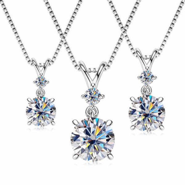 Fashion Round Cut 6.5mm 1.0ct Moissanite S925 Sterling Silver Heart Shape Four Claw Two-stone Pendant Necklace Women's Jewelry