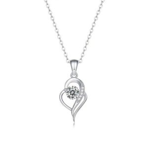 Women's Fashion 925 Sterling Silver Moissanite Diamond Pendant Necklace Trendy Heart Style Link Chain 2.33g Weight White Color