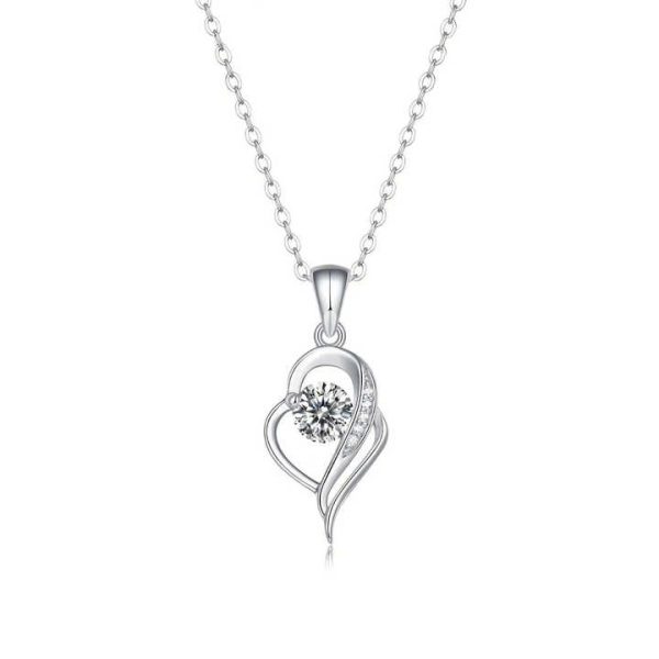 Women's Fashion 925 Sterling Silver Moissanite Diamond Pendant Necklace Trendy Heart Style Link Chain 2.33g Weight White Color