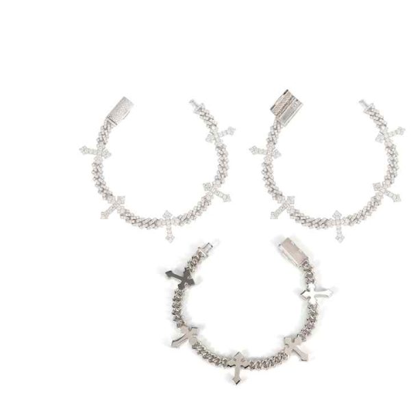 Fancy Dazzling Moissanite Fashion Fine Jewelry Striking Brilliance 925 Sterling Silver Cross Charm Cuban Chain Necklace