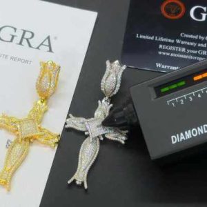 Hiphop 925 Sterling Silver Moissanite Cross Pendant with Round Brilliant Cut Charm