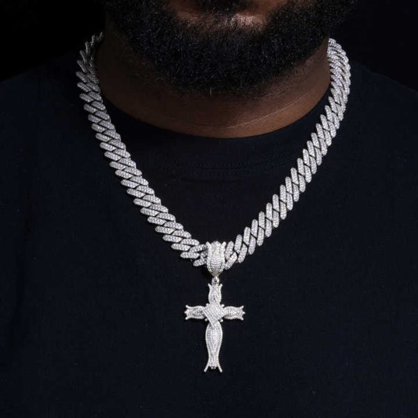 New Luxury Rapper Jewelry 925 Sterling Silver Vvs Moissanite Diamond Iced Out Cross Pendant With Square Center