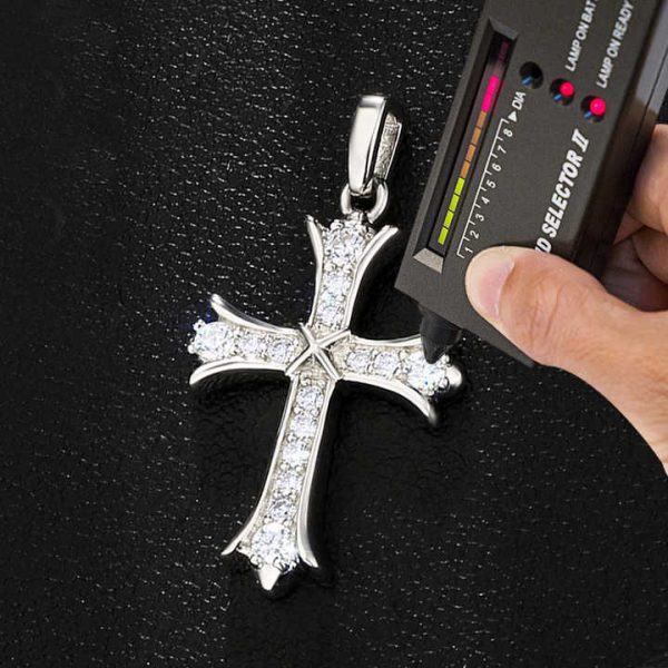 Stunning Moissanite Diamond Cross Christian Pendant S925 Sterling Silver Cross Faith Religious Jewelry Present for Men Women