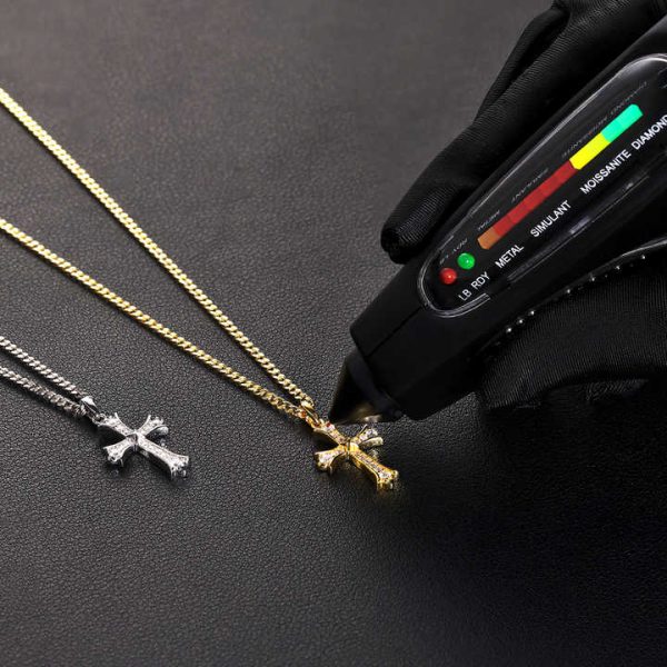 Stunning Moissanite Diamond Cross Christian Pendant S925 Sterling Silver Cross Faith Religious Jewelry Present for Men Women