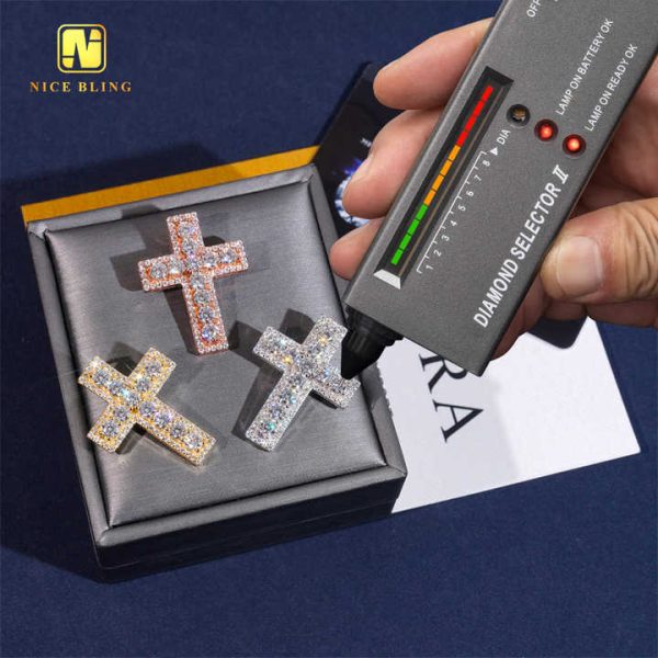 Ready to Ship Christmas Gift Colorful Moissanite Pendant 925 Silver Gold Plated Iced Out Pendant Moissanite Cross Pendant
