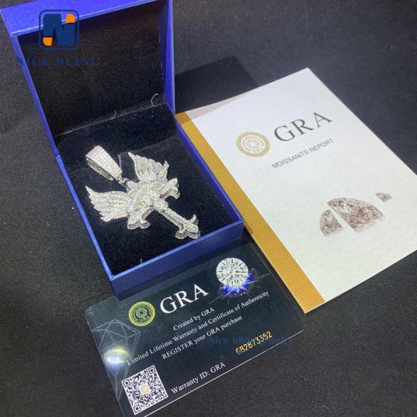 Hip Hop Jewelry Mens Iced Out Custom Designer Pendant 925 Sterling Silver VVS Moissanite Diamond Cross Pendant