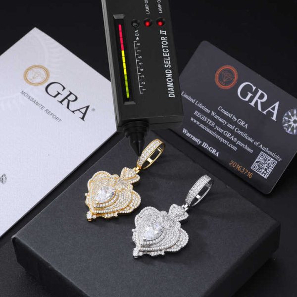 Fancy Fashion Design Women Gift Jewelry 925 Sterling Silver Bling Pear Cut Moissanite Diamond Iced Out Heart Pendant