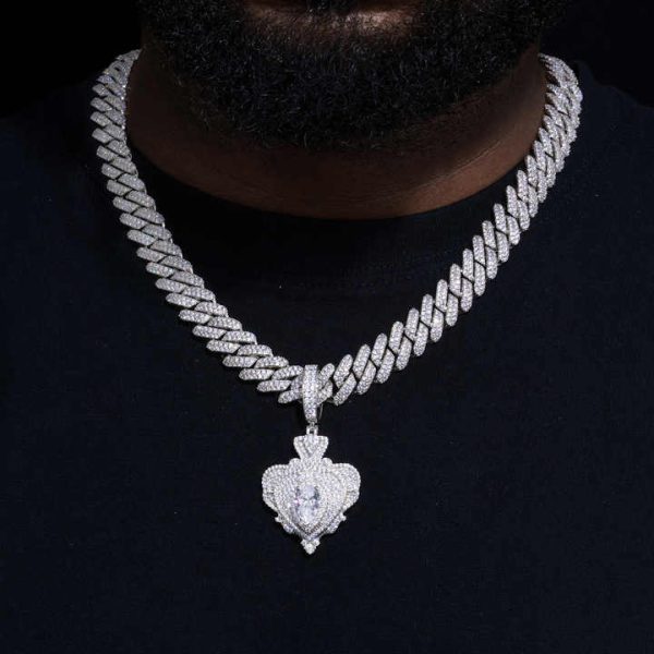 Fancy Fashion Design Women Gift Jewelry 925 Sterling Silver Bling Pear Cut Moissanite Diamond Iced Out Heart Pendant