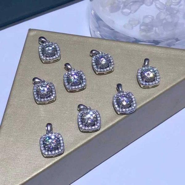 18k White Gold Moissanite Pendant Au750 Light Luxury Jewelry Moissanite Series Best-selling Factory Direct Sales