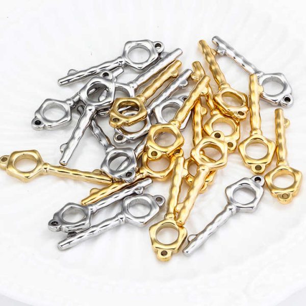 Hot Sale 18K PVD Stainless Steel Pendant Women Men Unique Shape Lock Charms for DIY Necklace and Bracelet