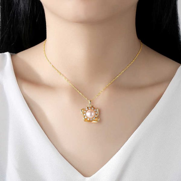 Hot Sale Big Rose Flower Luxury Natural Freshwater Pearl Necklace 925 Silver Chain Necklace for Women