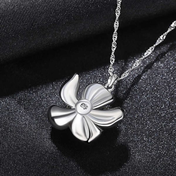 Hot Sale Big Rose Flower Luxury Natural Freshwater Pearl Necklace 925 Silver Chain Necklace for Women