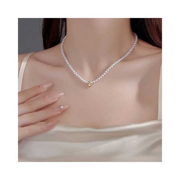 Dropshipping Gift CJH Silver Gift Jewelry Pearl Necklace for Women Xia Simple Heart Shaped Small Gold Bean Retro Clavicle Chain