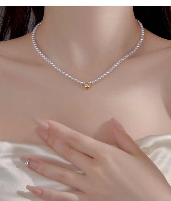 Dropshipping Gift CJH Silver Gift Jewelry Pearl Necklace for Women Xia Simple Heart Shaped Small Gold Bean Retro Clavicle Chain