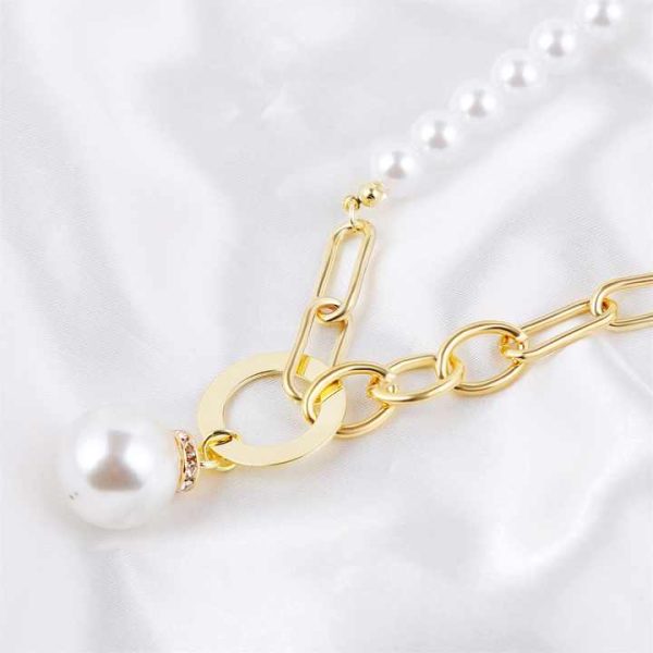 Fashion Asymmetry Pearl With Thick Chain Necklace for Women Trendy Coin Pendant Necklaces on the Neck Jewelry