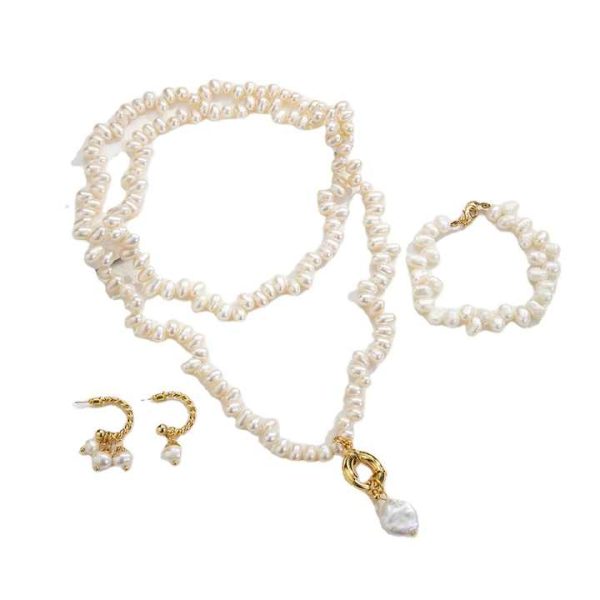 2022 New High Quality Natural Pearl Designer Hypoallergenic for Women Vintage Necklace Bracelet Earrings Gold Plated Jewelry Set