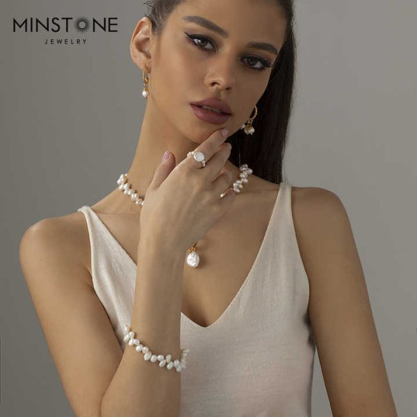 2022 New High Quality Natural Pearl Designer Hypoallergenic for Women Vintage Necklace Bracelet Earrings Gold Plated Jewelry Set
