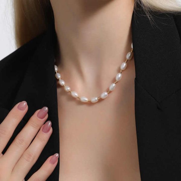 Hot Selling Trendy Water Drop Shape Pearl Necklace Retro New Design 18K Gold Baroque Pearl Necklace Jewelry