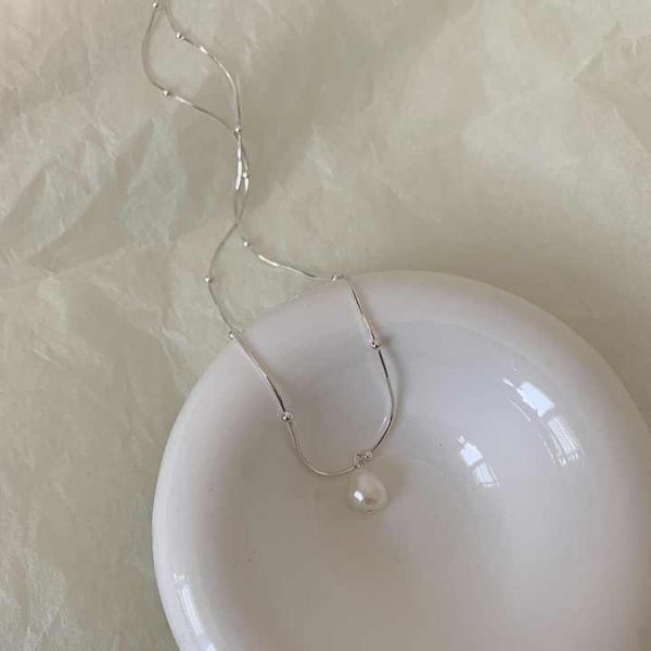 The Korean Version of the Simple Silver Natural Freshwater Pearl Necklace S925 Silver Versatile Neck Chain for Girlfriend