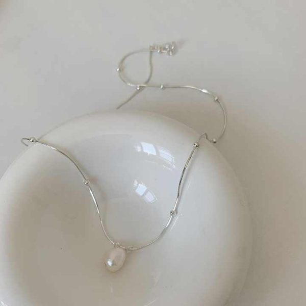 The Korean Version of the Simple Silver Natural Freshwater Pearl Necklace S925 Silver Versatile Neck Chain for Girlfriend