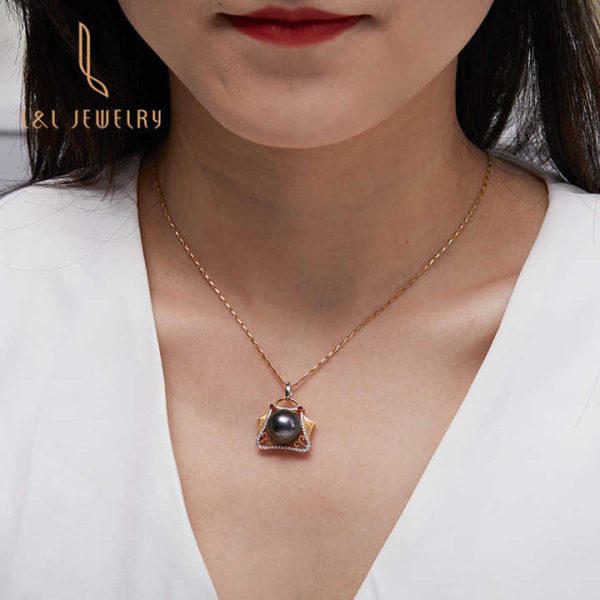 New Luxury Creative Design 18K Gold Seawater Tahiti Black Pearl Pendant Diamond Ruby Handbag Necklace Gift Jewelry Sets Party