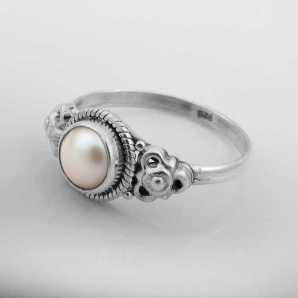 Hot Selling Beautiful Pearl Gemstone Ring Wholesale 925 Sterling Silver Jewelry Eternity Vermeil Rings Manufacturer