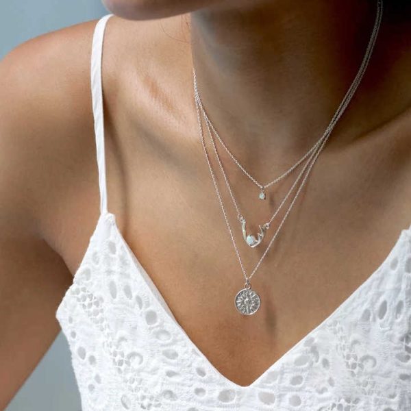 Fine Silver 925 Necklace for Women Fashion Gold Plated with SYn. Little Opal Charm Butterfly Shape Chain Jewelry