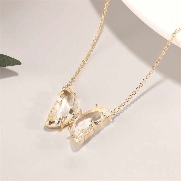 SP Korea Fashion Jewelry Glass Crystal Butterfly Necklaces Gold Chain Butterfly Pendants Sweet Jewelry for Girl