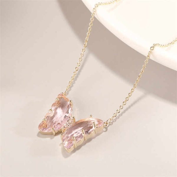 SP Korea Fashion Jewelry Glass Crystal Butterfly Necklaces Gold Chain Butterfly Pendants Sweet Jewelry for Girl