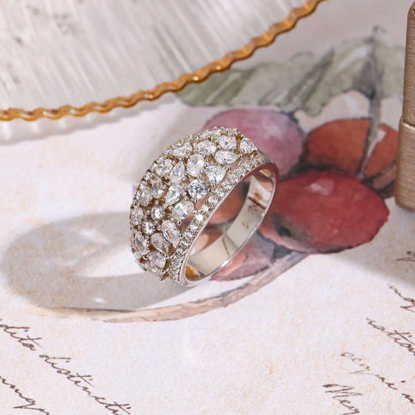 2025 New Design Zircon Ring Jewelry Made With Fine Craftsmanship 925 Sterling Silver Ring