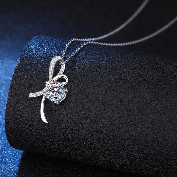Fine Jewelry 1ct D Color Bow Pendant Moissanite S925 Sterling Silver Necklace for Women Round Brilliant Cut