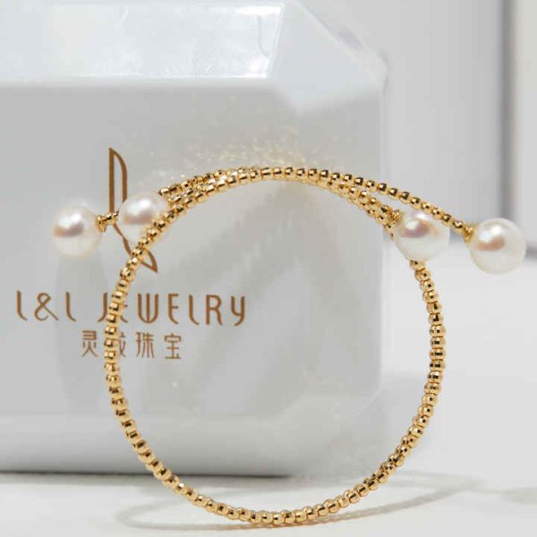 New Design 18K Solid Gold Shining Balls 8.5mm Seawater Akoya Pearls Bracelet Soft Woman's Bangle Great Gift for Women