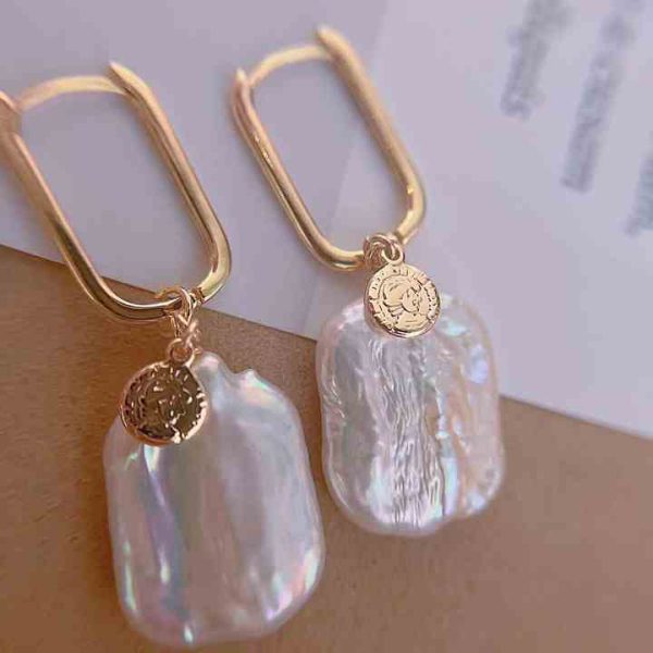 European and American Bazaar Style 18K Gold Plated square Ear Buckle with Strong Light square Baroque Freshwater Pearl Earrings