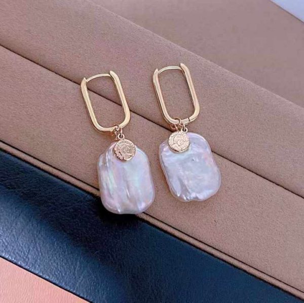 European and American Bazaar Style 18K Gold Plated square Ear Buckle with Strong Light square Baroque Freshwater Pearl Earrings