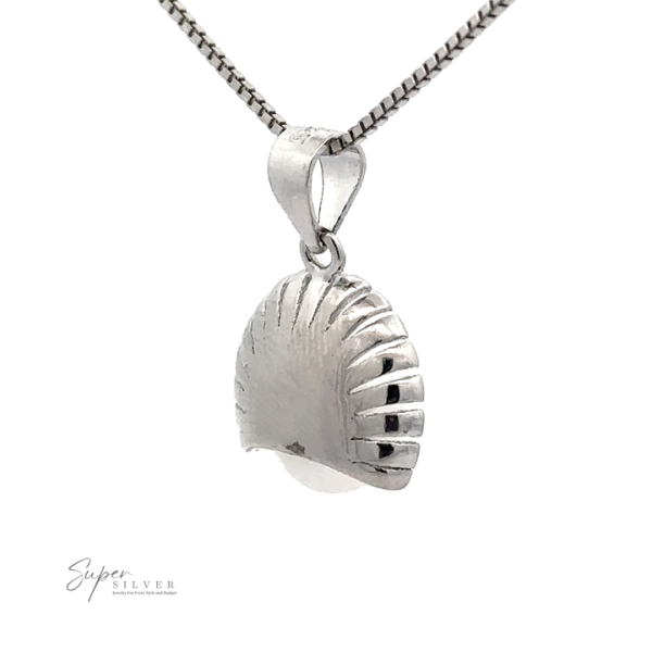Pearl Pendant with Shell Background