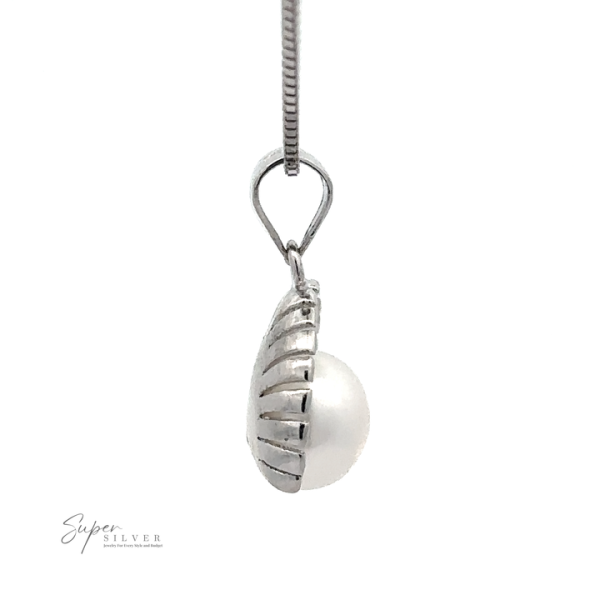 Pearl Pendant with Shell Background