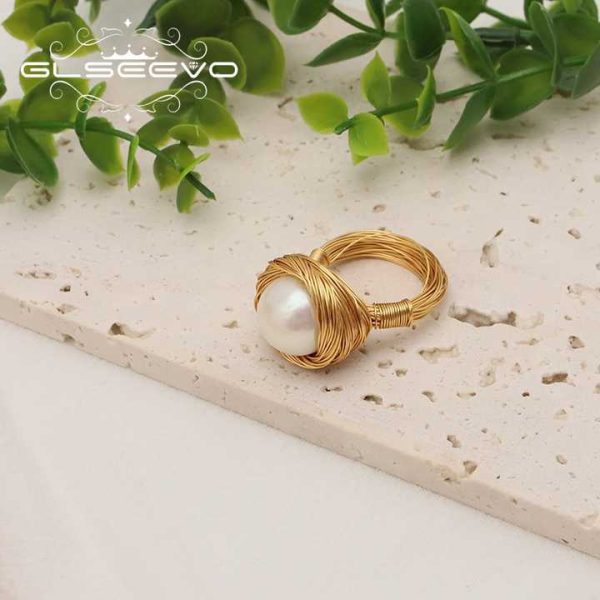 Hot Sale Romantic Natural Pearl Large Ring Brass 18k Gold Plated Women Ring Vintage Elegant Jewelry Wholesale