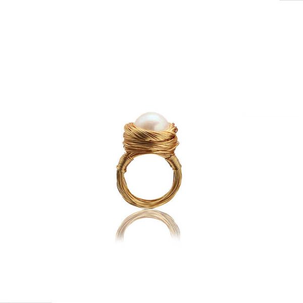 Hot Sale Romantic Natural Pearl Large Ring Brass 18k Gold Plated Women Ring Vintage Elegant Jewelry Wholesale
